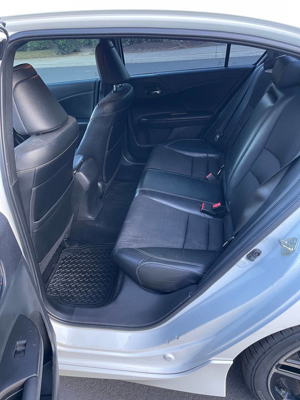 Used 2016 Honda Accord Sport image 6