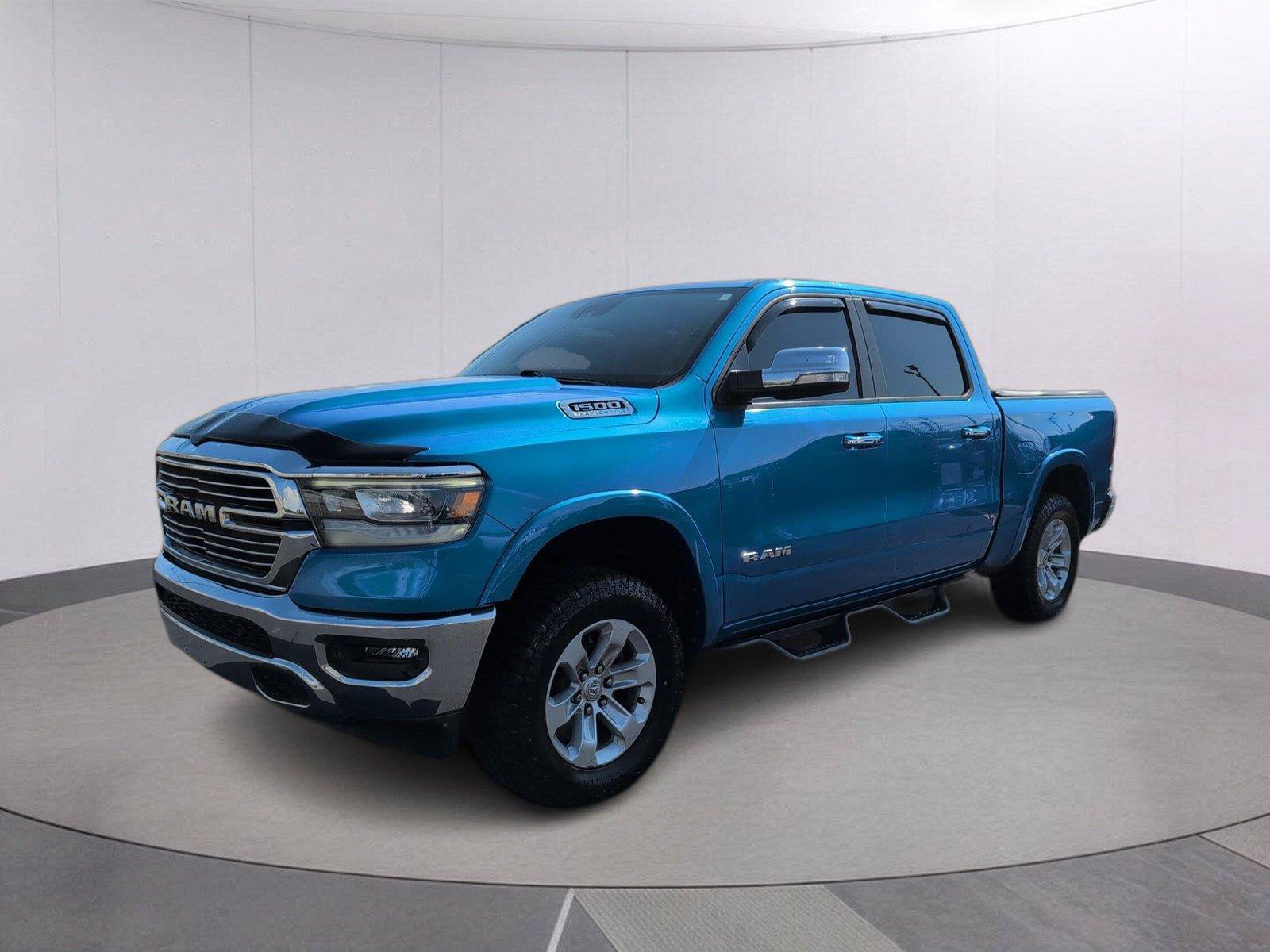 Used 2021 RAM 1500 Laramie AWD/4WD image 1