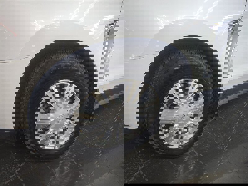 Used 2013 Cadillac SRX Luxury w/ Driver Awareness Package image 29