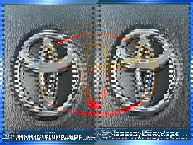 Used 2017 Toyota Prius V Four image 21