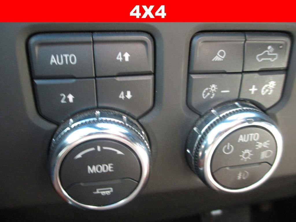 Used 2024 GMC Sierra 2500 Denali Ultimate AWD/4WD image 34