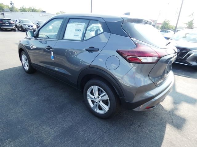 New 2025 Nissan Kicks Play S image 5