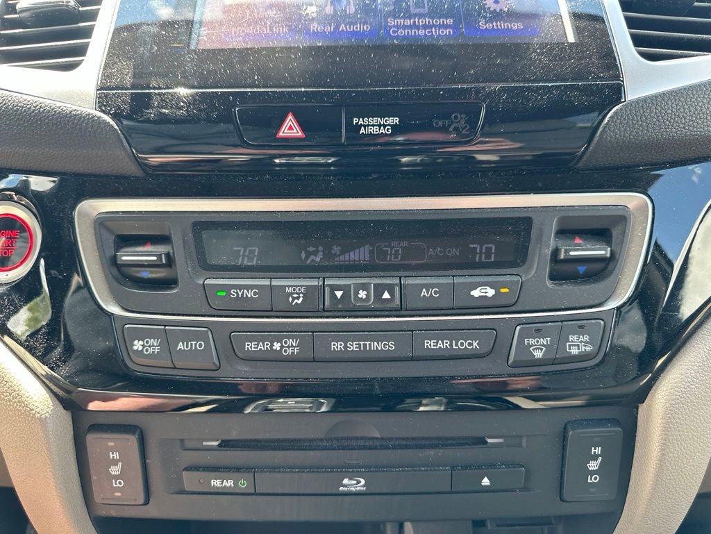 Used 2017 Honda Pilot Touring image 25