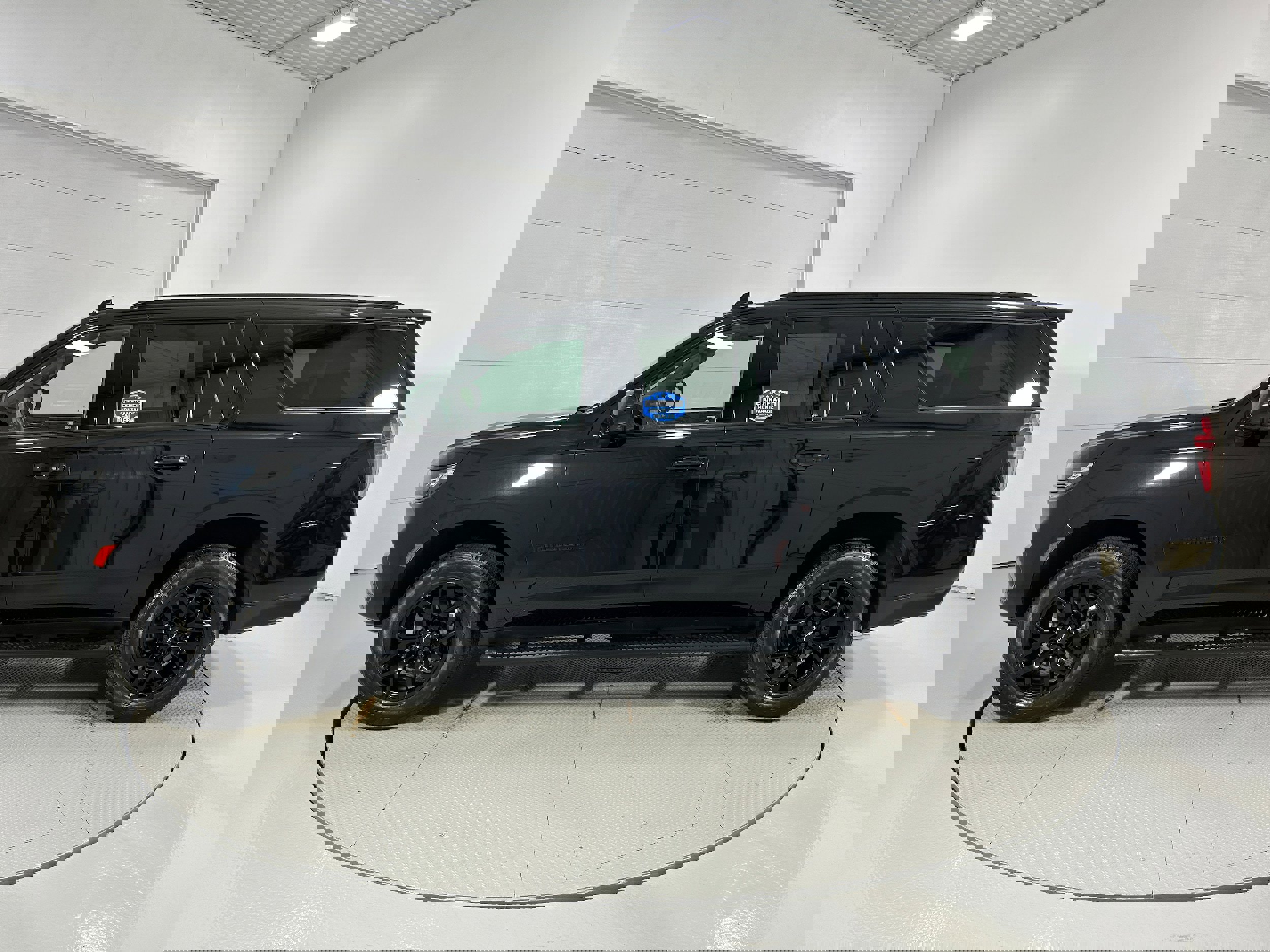 Used 2022 Chevrolet Suburban Z71 image 21