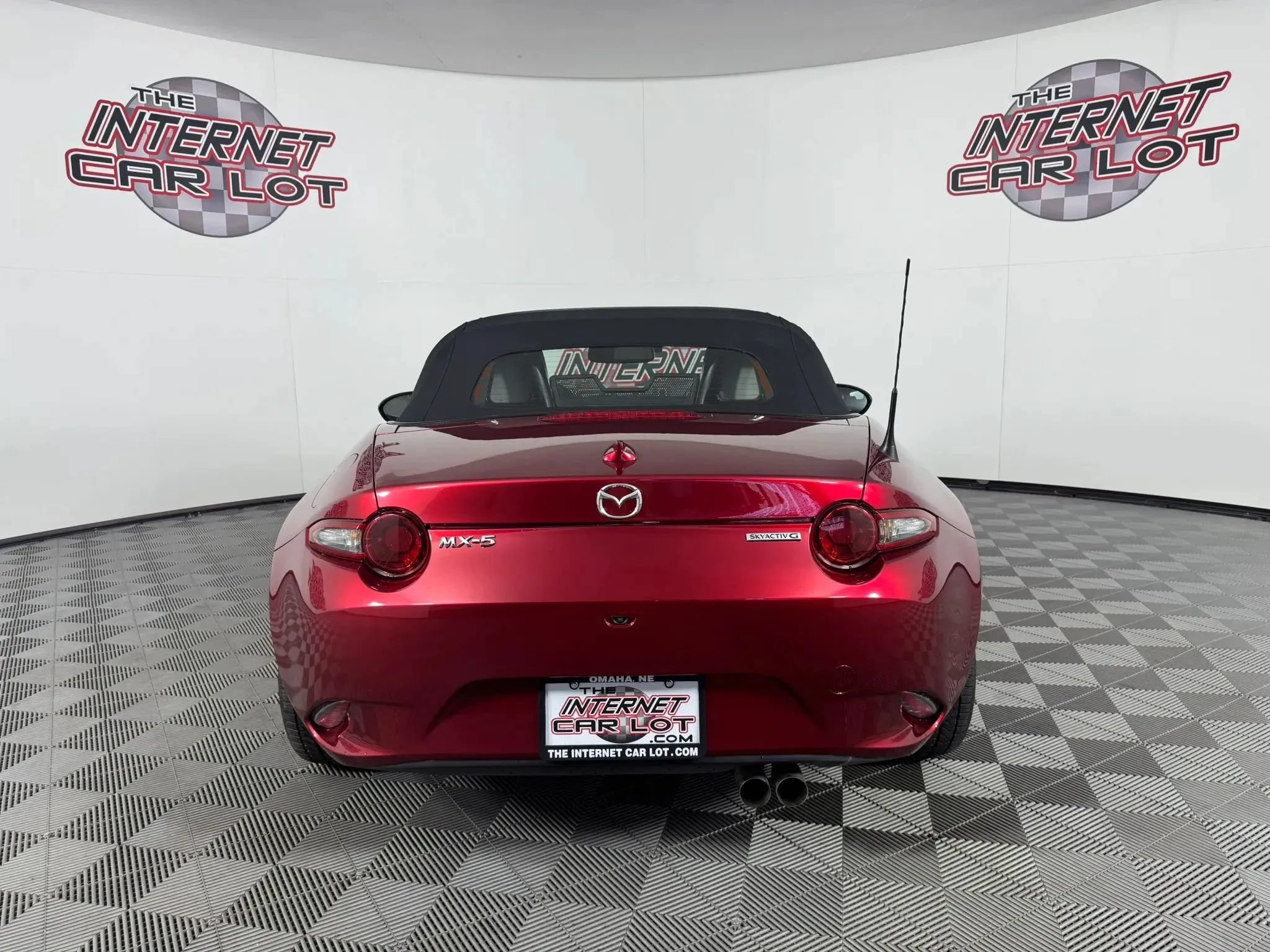Used 2021 MAZDA MX-5 Miata Grand Touring RWD image 11
