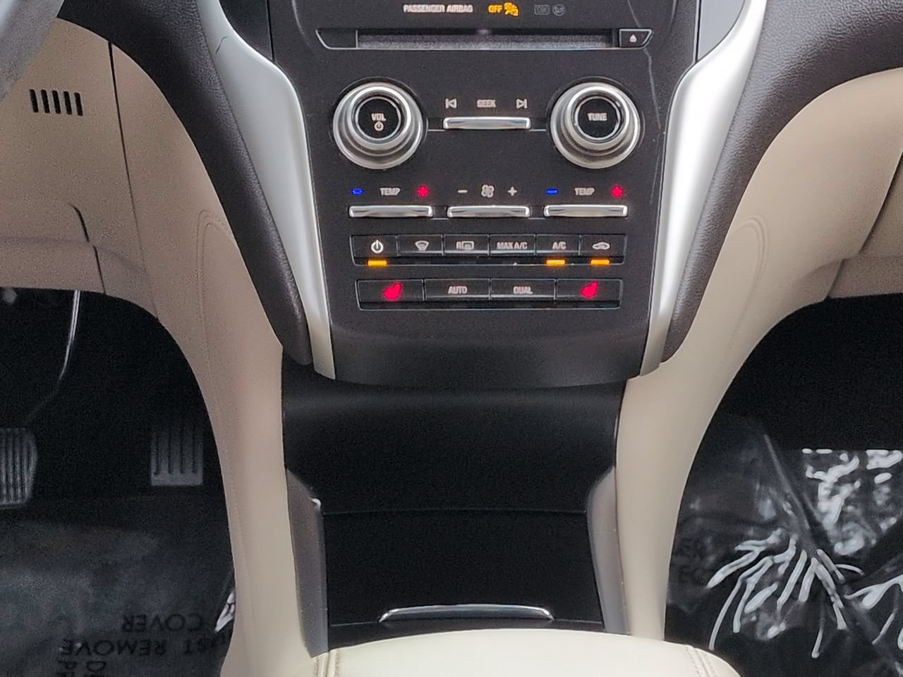 Certified 2019 Lincoln MKC Select w/ Select Plus Package FWD image 19