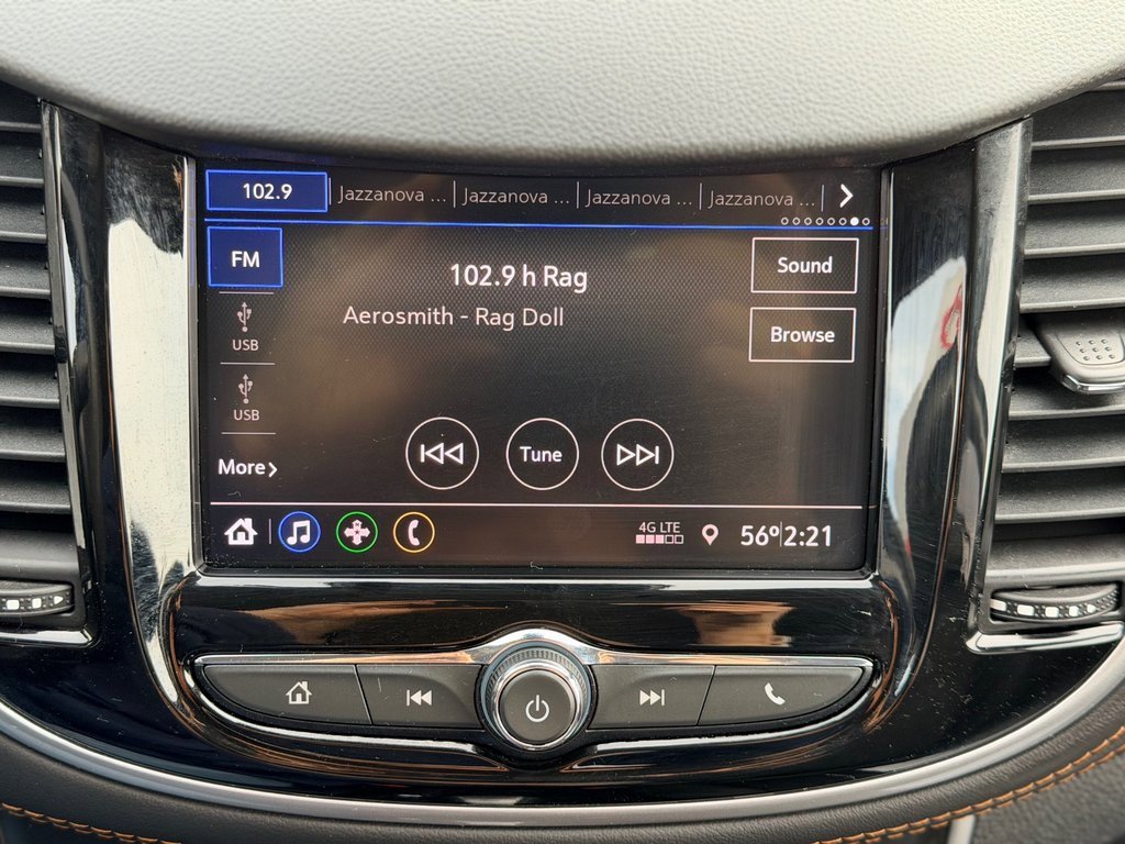 Used 2021 Chevrolet Trax LT w/ Sport Edition image 13