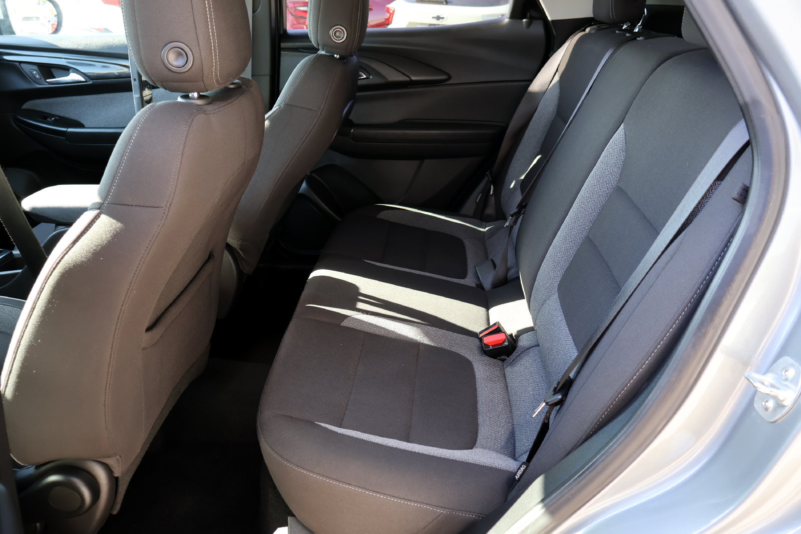 Used 2025 Chevrolet TrailBlazer LT AWD/4WD image 14