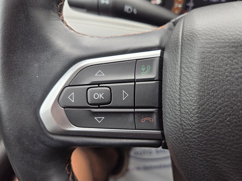 Used 2022 Jeep Compass Limited AWD/4WD image 17