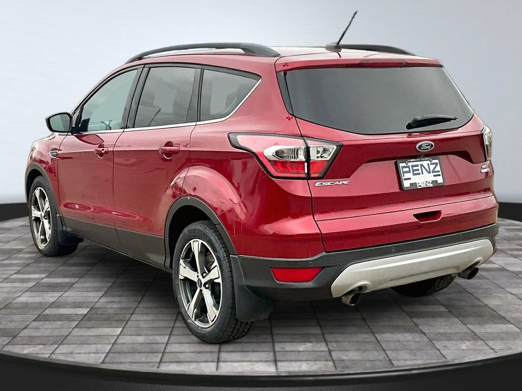 Used 2017 Ford Escape SE w/ SE Leather Comfort Package AWD/4WD image 5