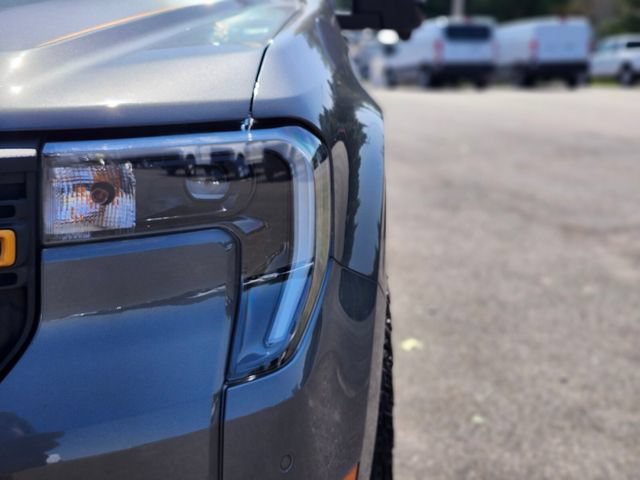 Certified 2025 Ford Maverick Tremor AWD/4WD image 10