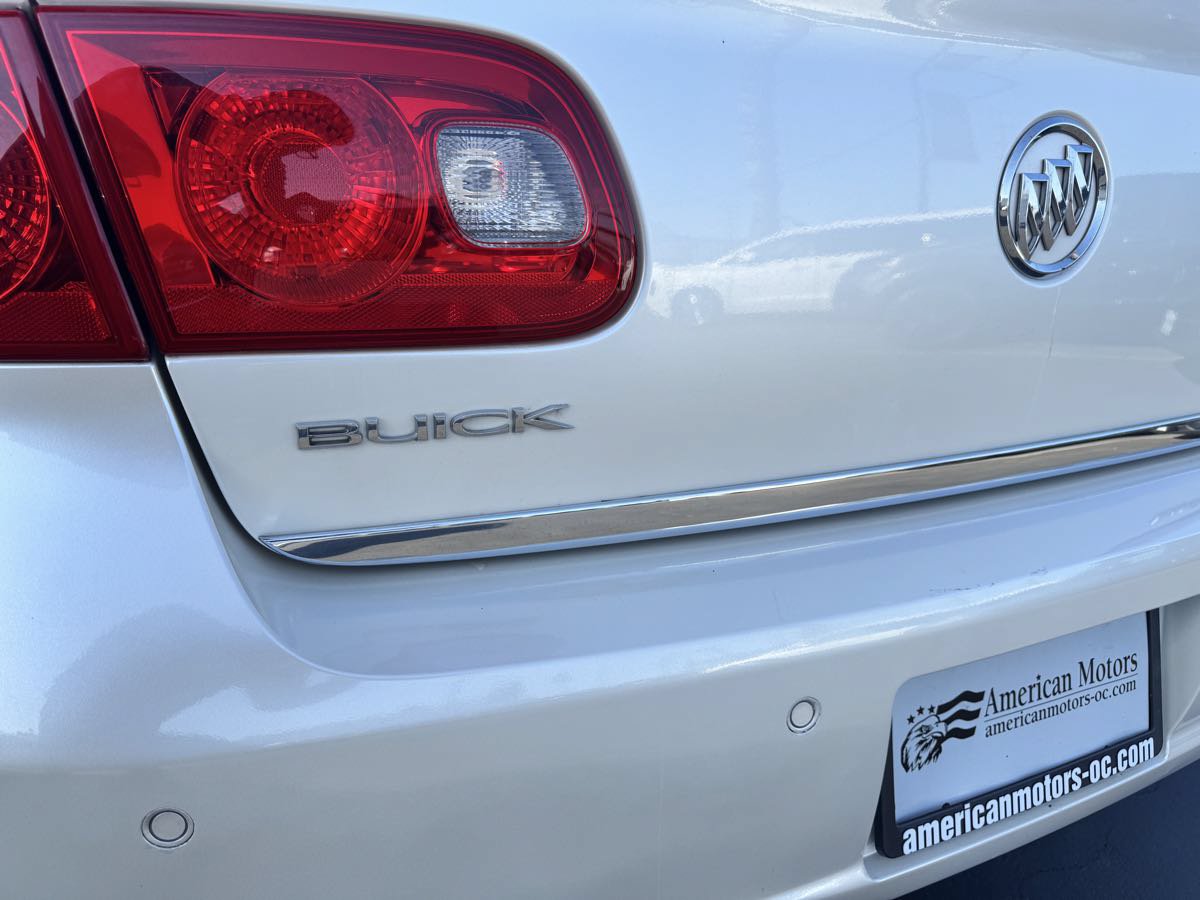 Used 2008 Buick Lucerne CXS FWD image 15