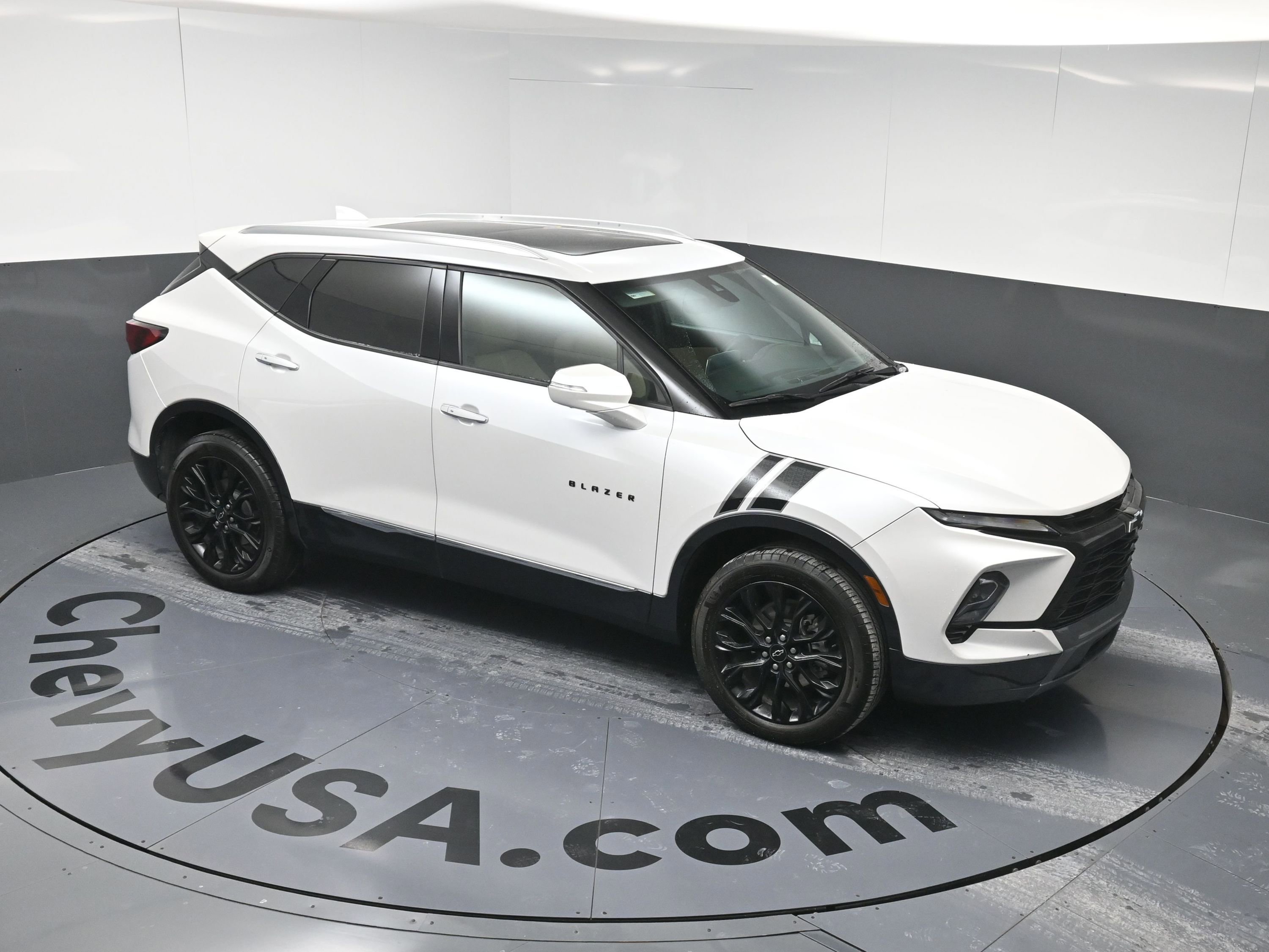 Used 2024 Chevrolet Blazer Premier w/ LPO, Black Sport Package image 32