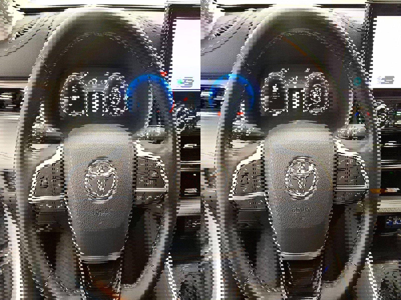 Used 2023 Toyota Highlander Limited image 16