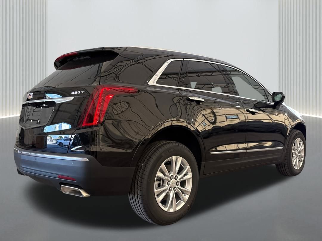 New 2025 Cadillac XT5 Luxury image 5