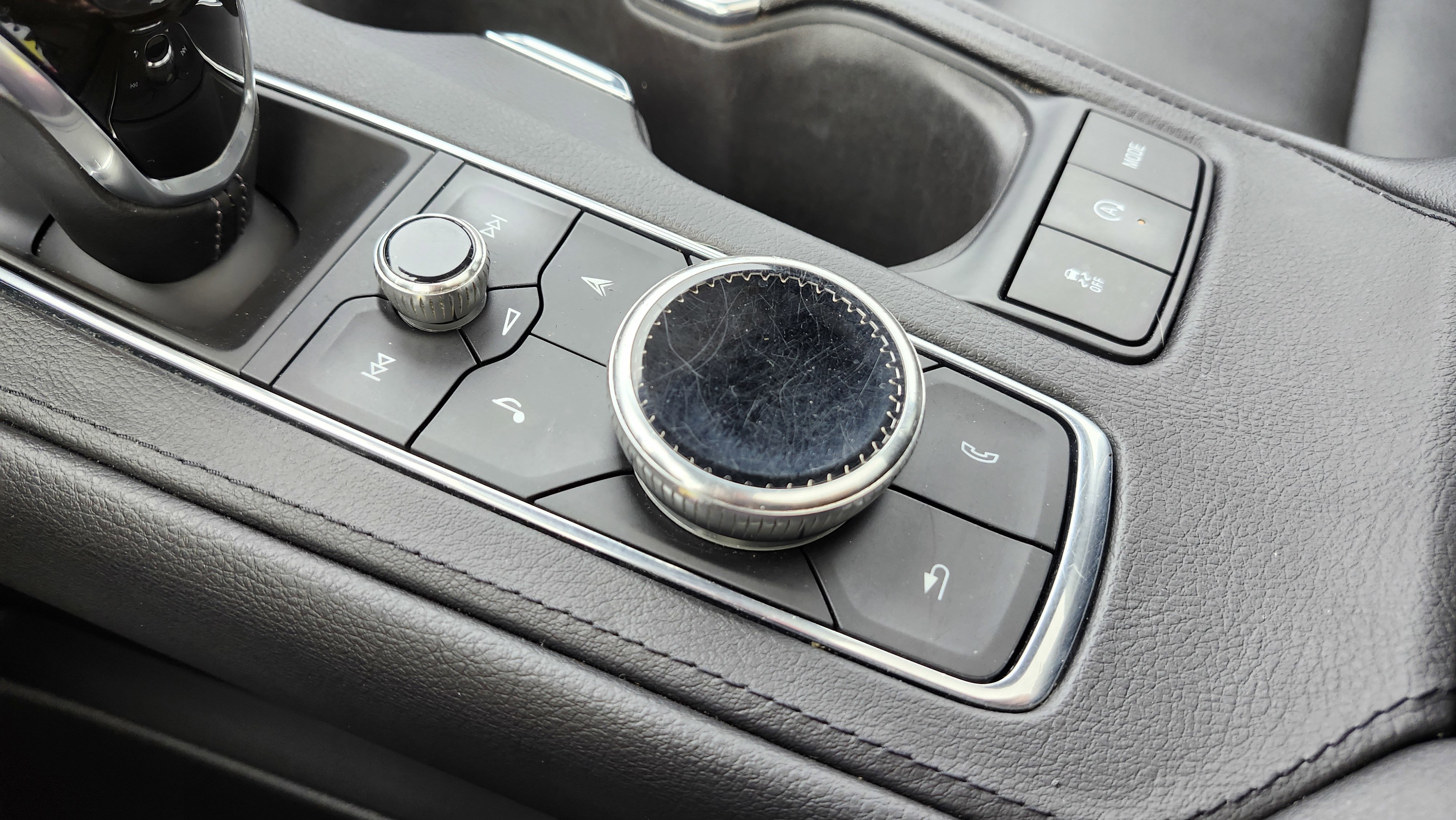 Used 2020 Cadillac XT4 Sport image 13