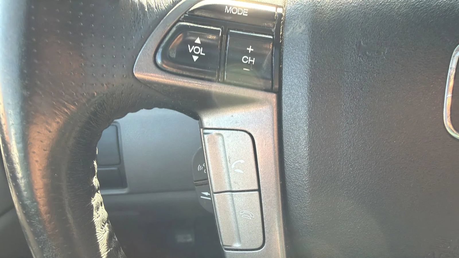 Used 2012 Honda Odyssey EX-L image 21
