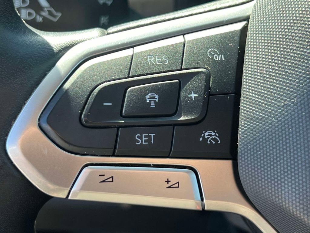 Used 2022 Volkswagen Atlas SEL AWD/4WD image 23