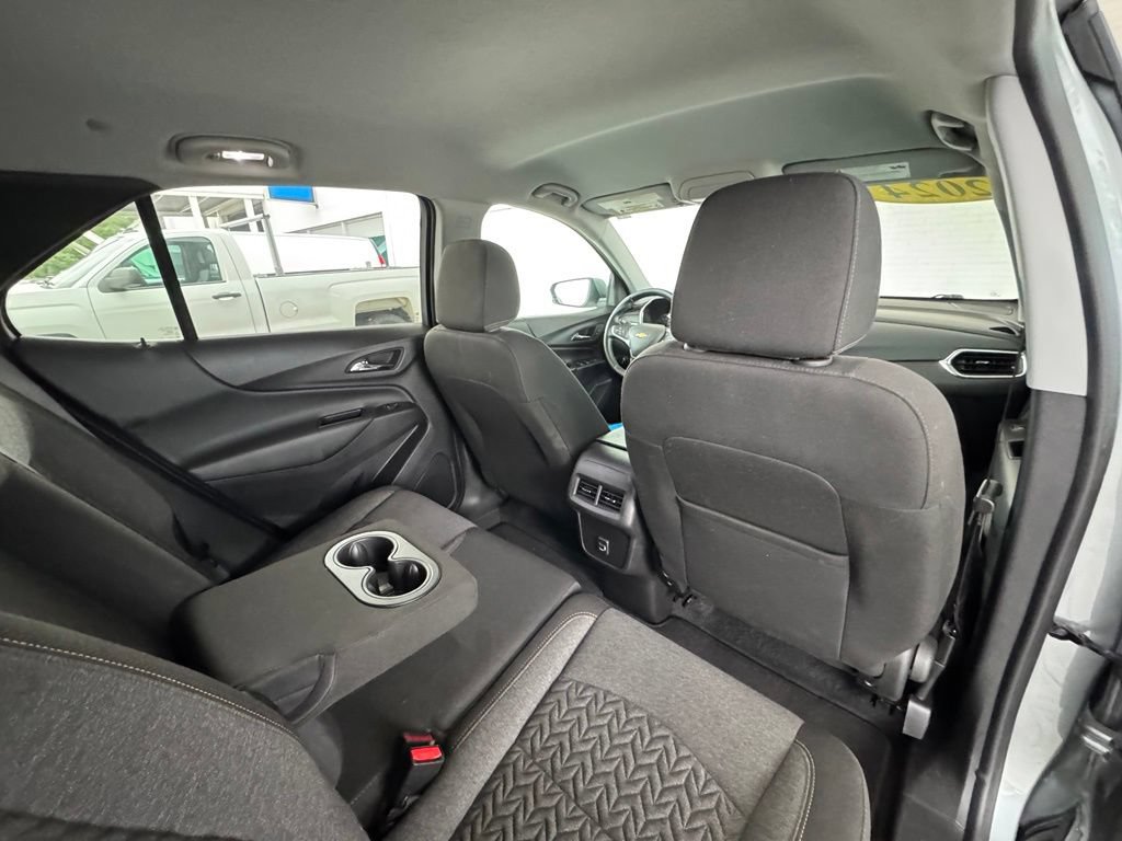 Used 2024 Chevrolet Equinox LT AWD/4WD image 25