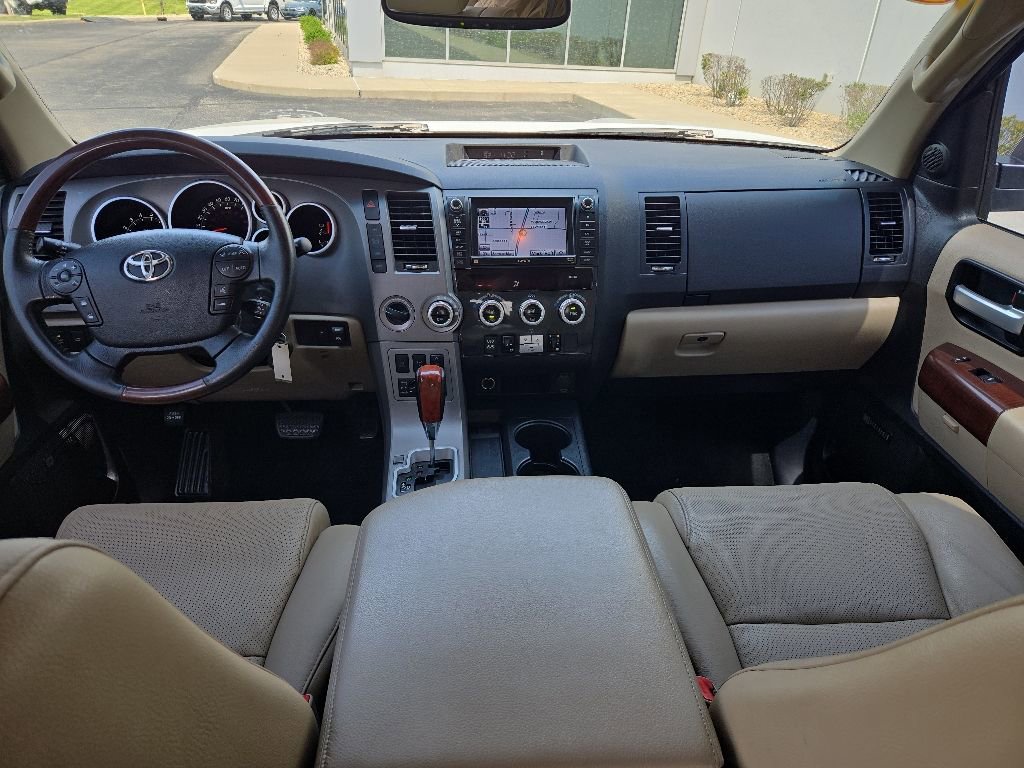 Used 2012 Toyota Sequoia Platinum AWD/4WD image 46