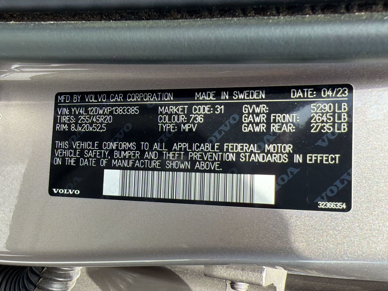 Certified 2023 Volvo XC60 B5 Plus w/ Climate Package FWD image 24