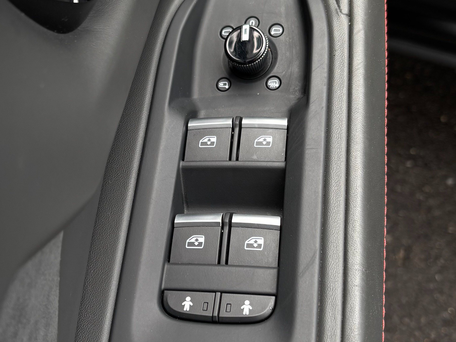 Used 2020 Lamborghini Urus AWD/4WD image 69