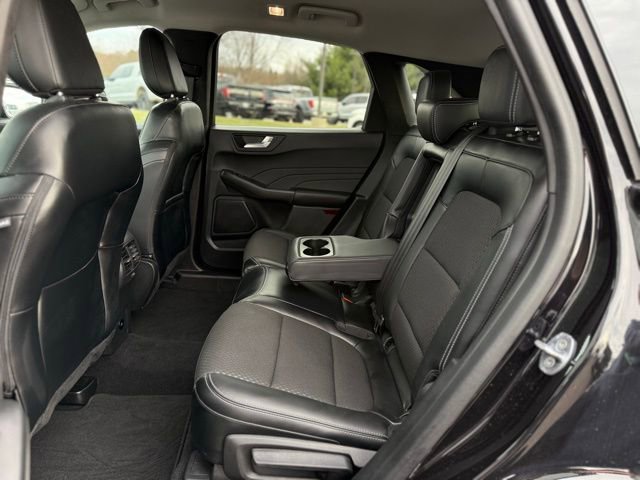 Used 2023 Ford Escape SE image 15