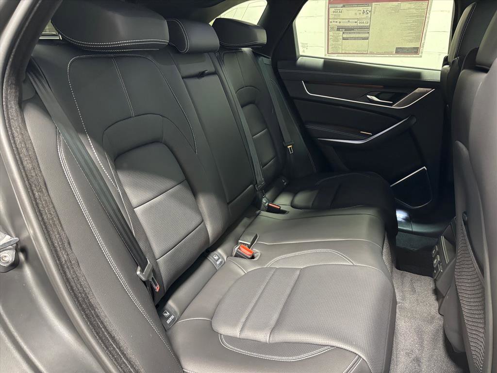 New 2026 Jaguar F-PACE R-Dynamic S image 39