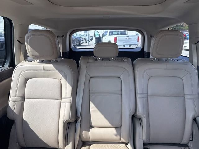 Used 2022 Lincoln Aviator Reserve w/ Equipment Group 201A image 27