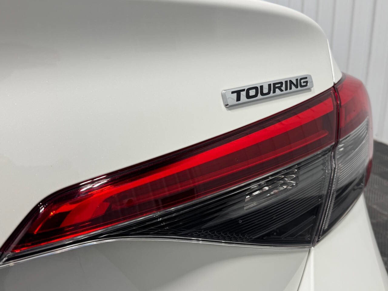 Used 2024 Honda Civic Touring image 7