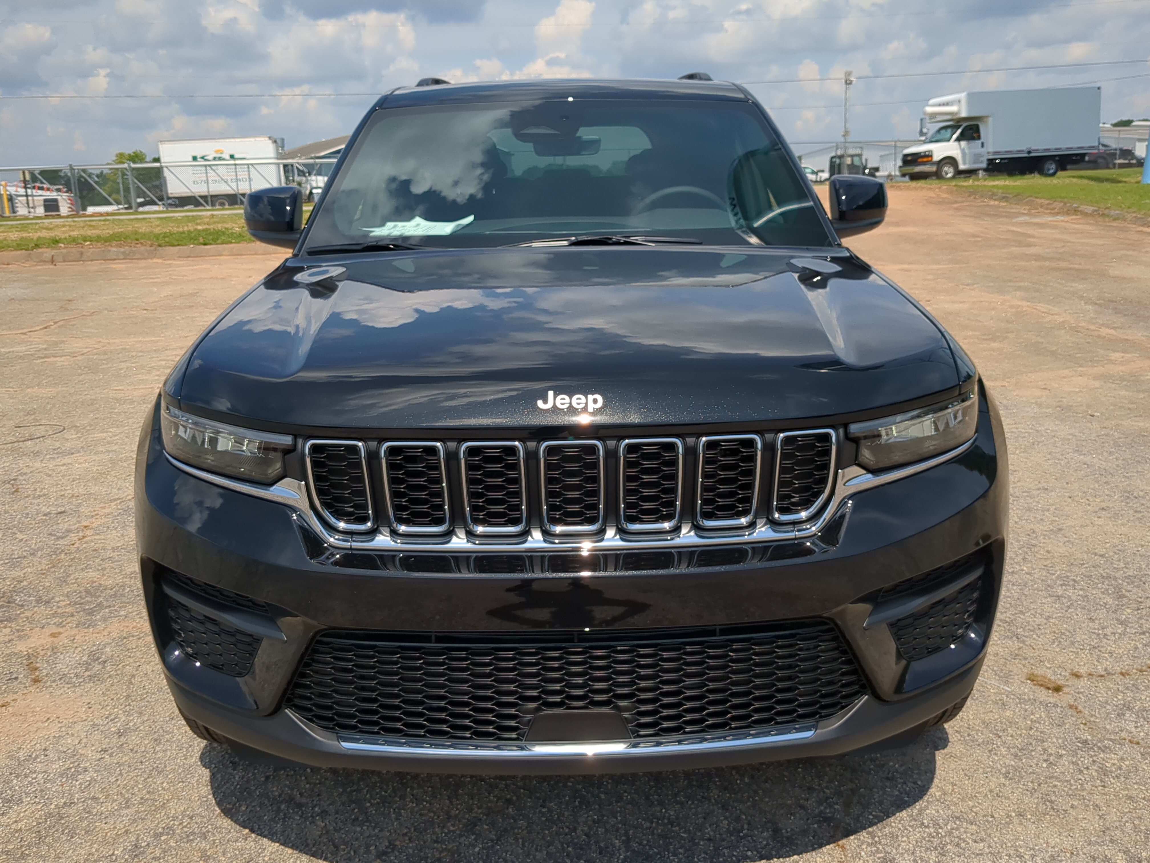New 2026 Jeep Grand Cherokee Laredo X RWD image 7