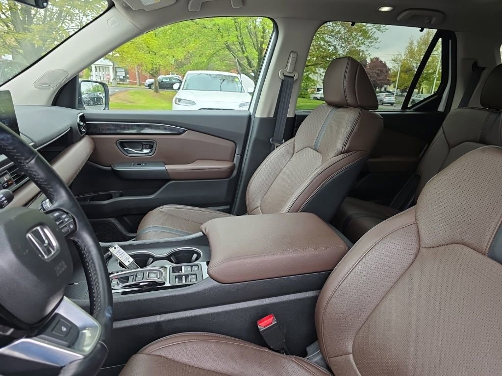 Certified 2024 Honda Pilot Elite image 19