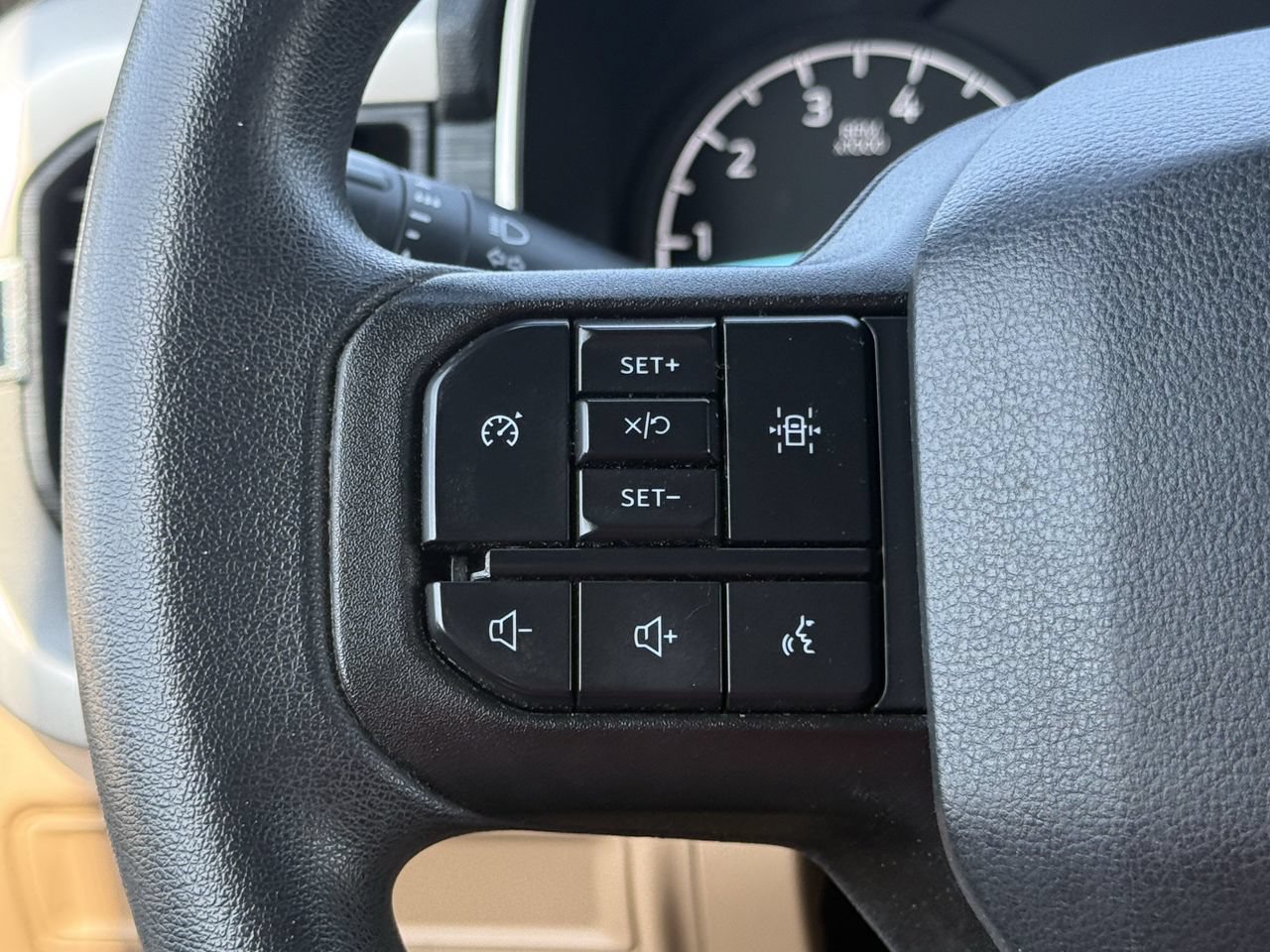 Used 2021 Ford F150 XLT RWD image 12