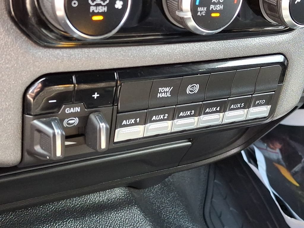 Used 2025 RAM 4500 Tradesman AWD/4WD image 26