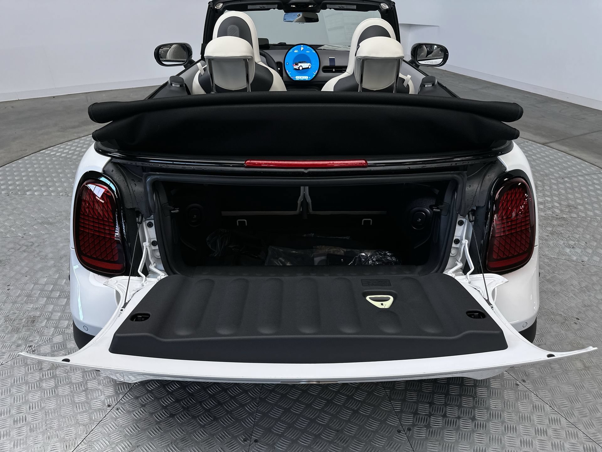 New 2026 MINI Cooper S FWD image 25
