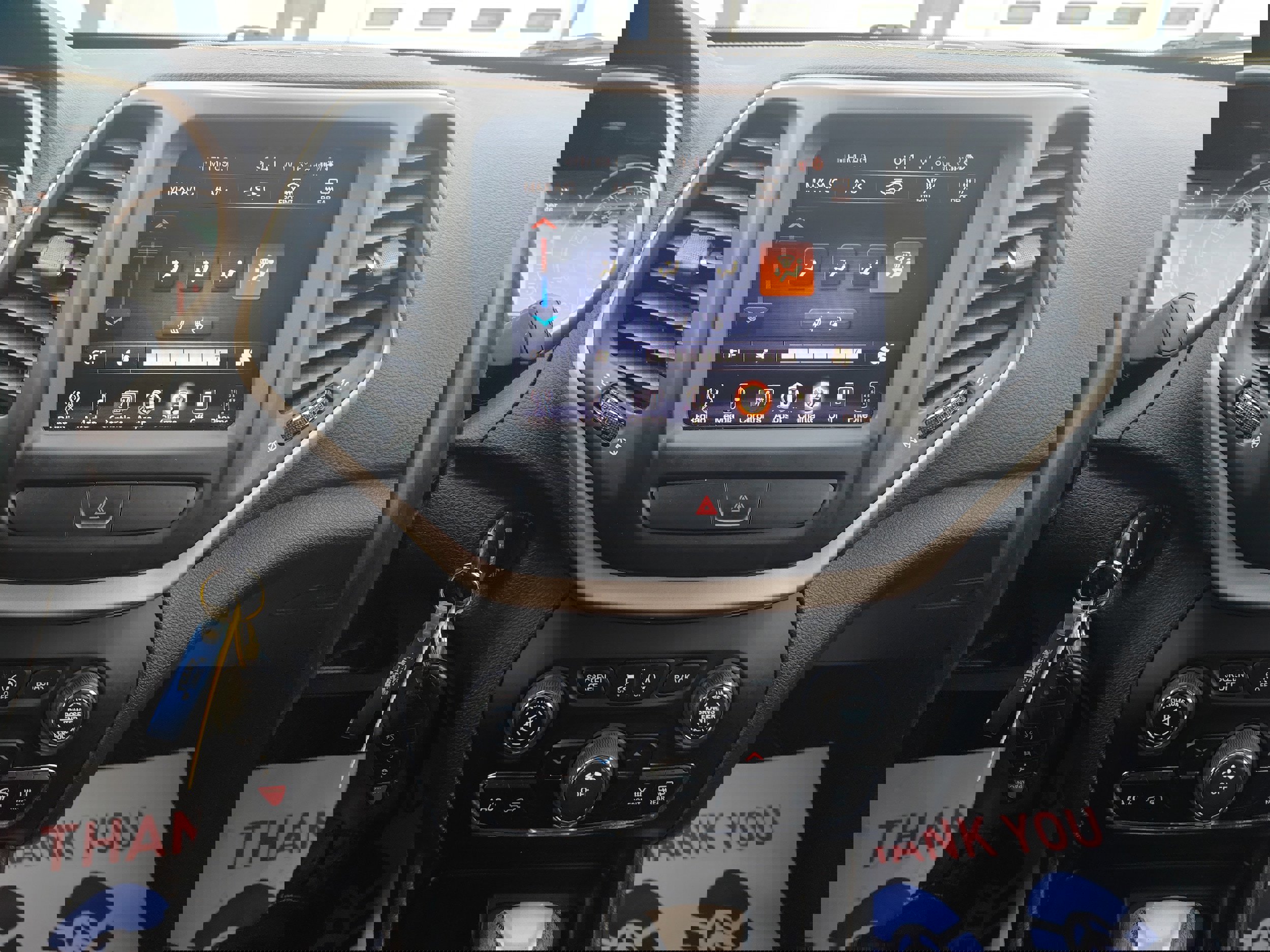 Used 2016 Jeep Cherokee Latitude w/ Cold Weather Group image 14