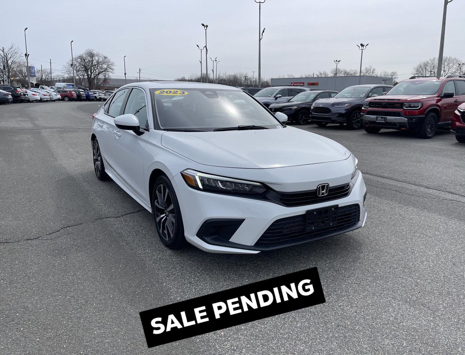 Used 2023 Honda Civic EX image 1