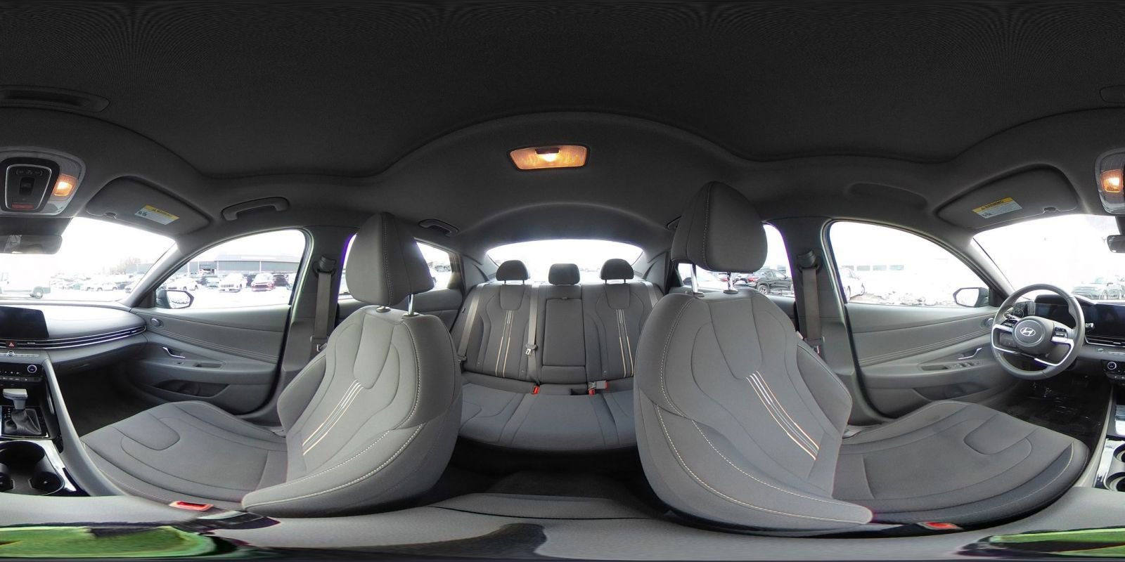 Used 2025 Hyundai Elantra SEL image 41