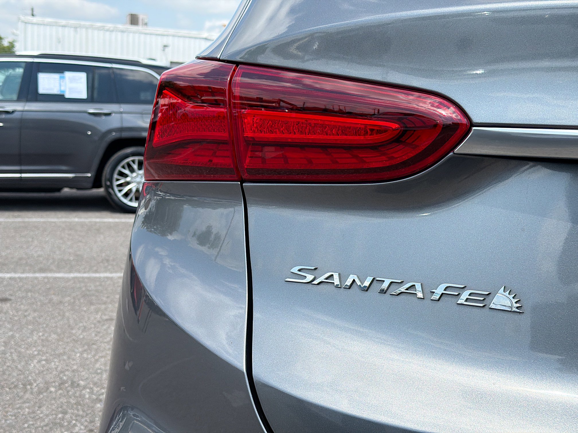 Used 2019 Hyundai Santa Fe Limited image 10