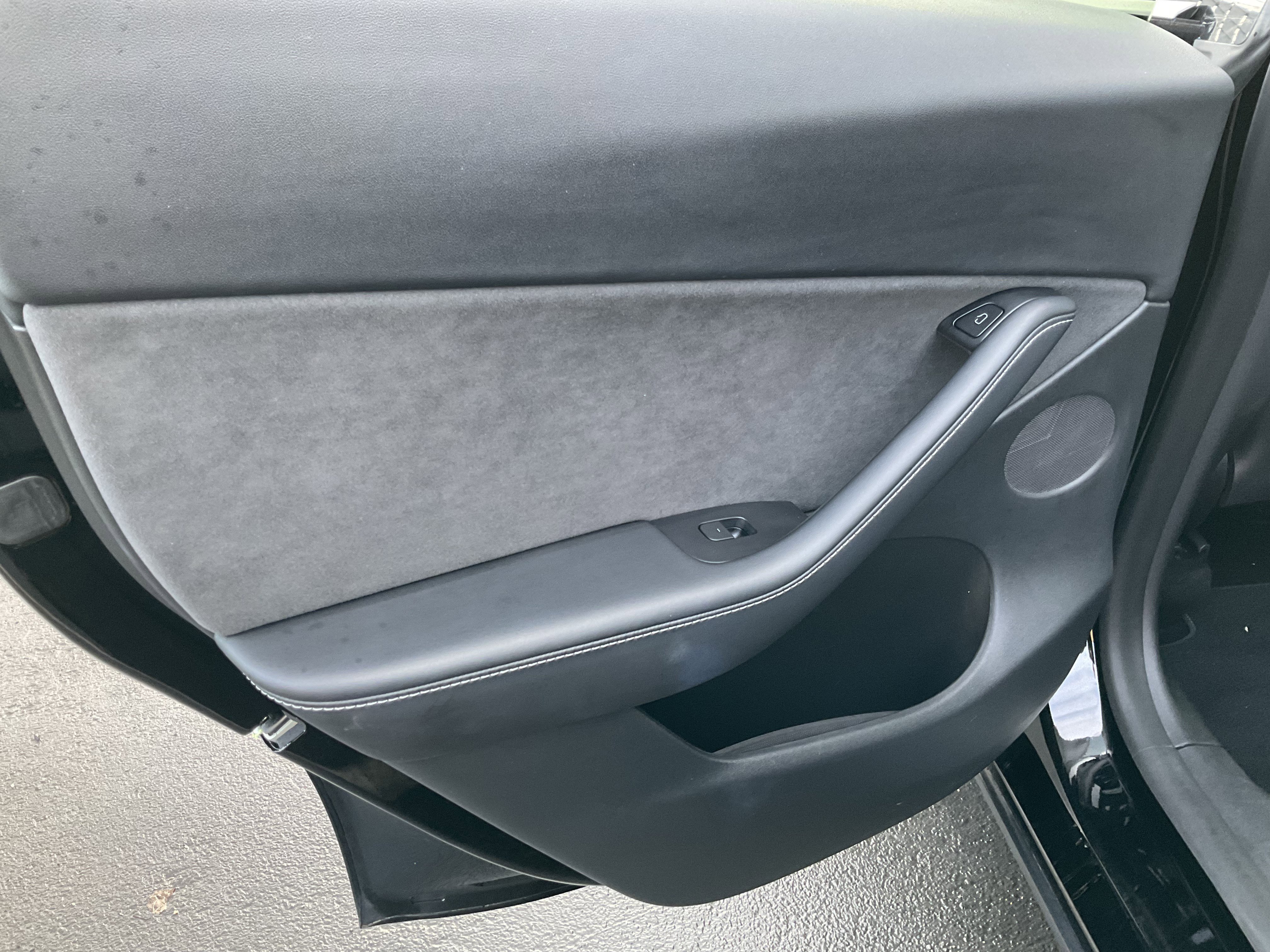 Used 2022 Tesla Model Y Performance image 34