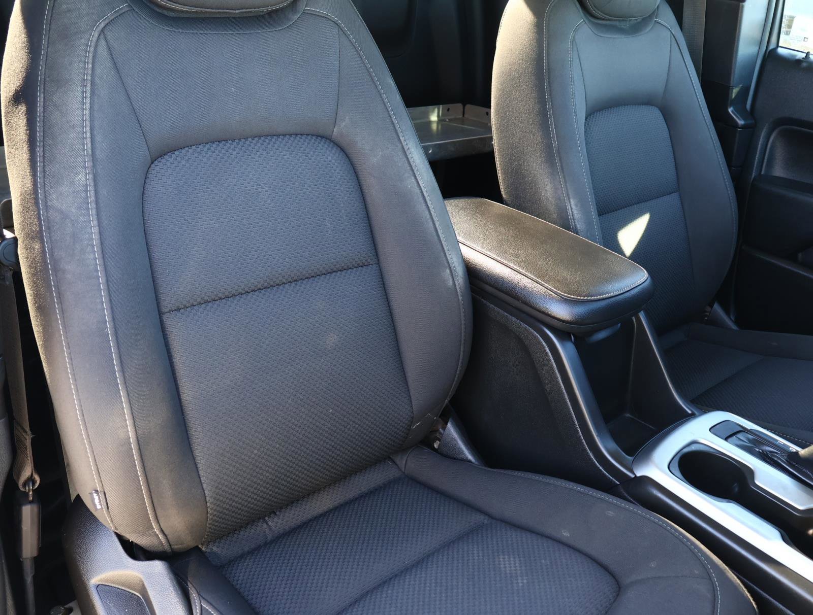 Used 2022 Chevrolet Colorado LT w/ Fleet Safety Package image 14