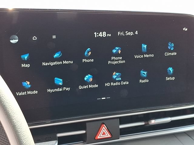 Used 2024 Hyundai Elantra SEL FWD image 16