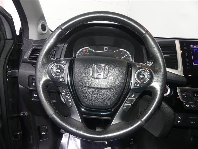 Used 2018 Honda Pilot Elite image 32