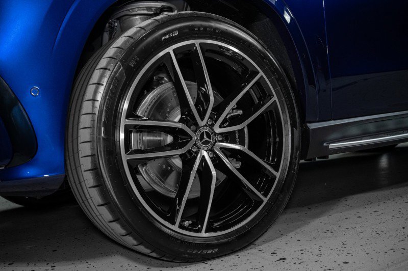 New 2026 Mercedes-Benz GLS 580 4MATIC image 32