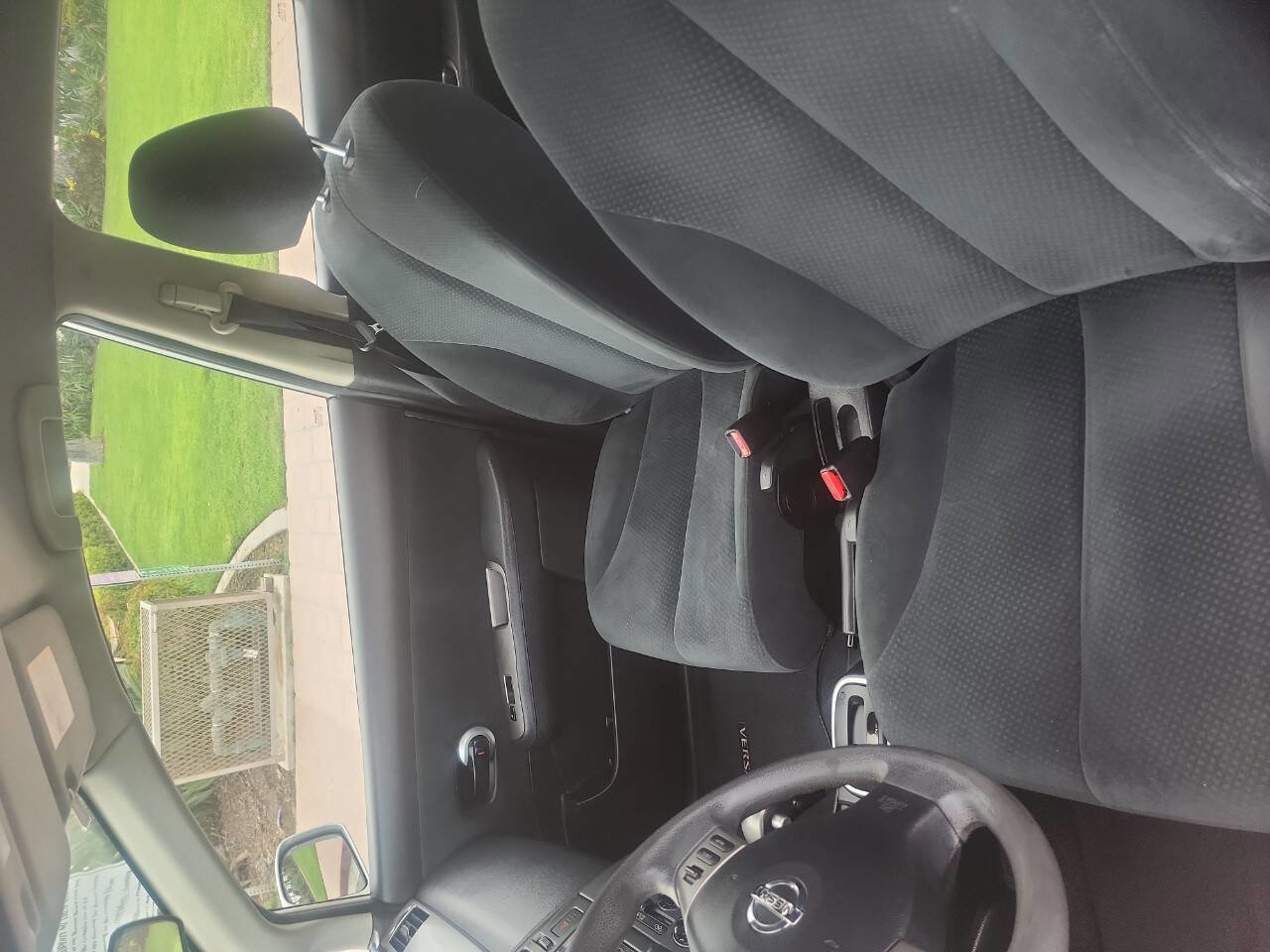 Used 2010 Nissan Versa 1.8 S w/ PWR Plus Pkg image 11