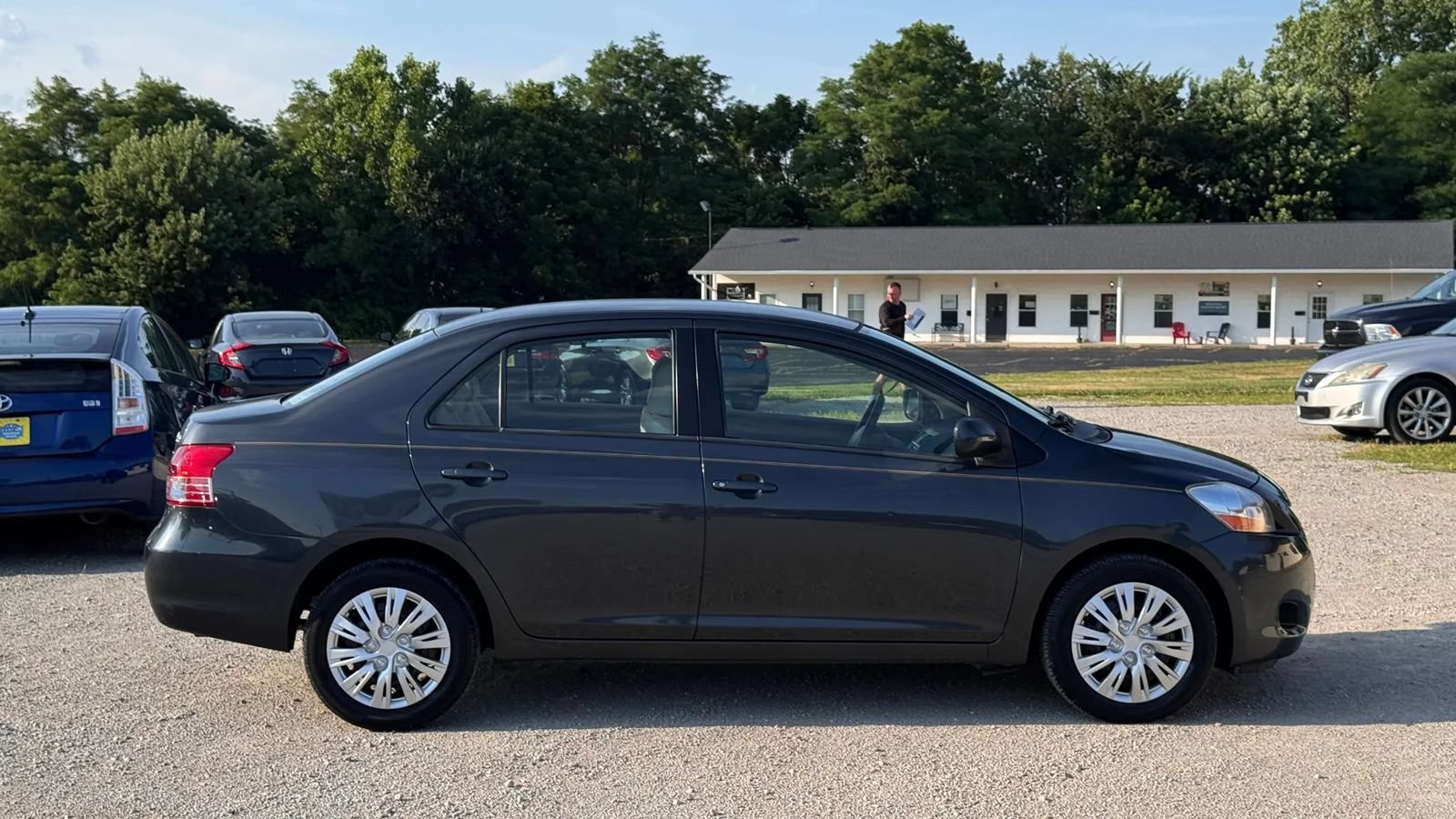 Used 2007 Toyota Yaris S FWD image 7
