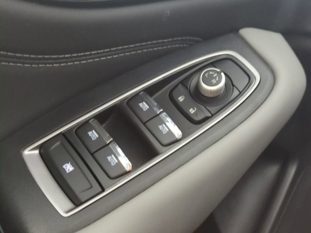 Used 2021 Subaru Outback Limited XT image 33