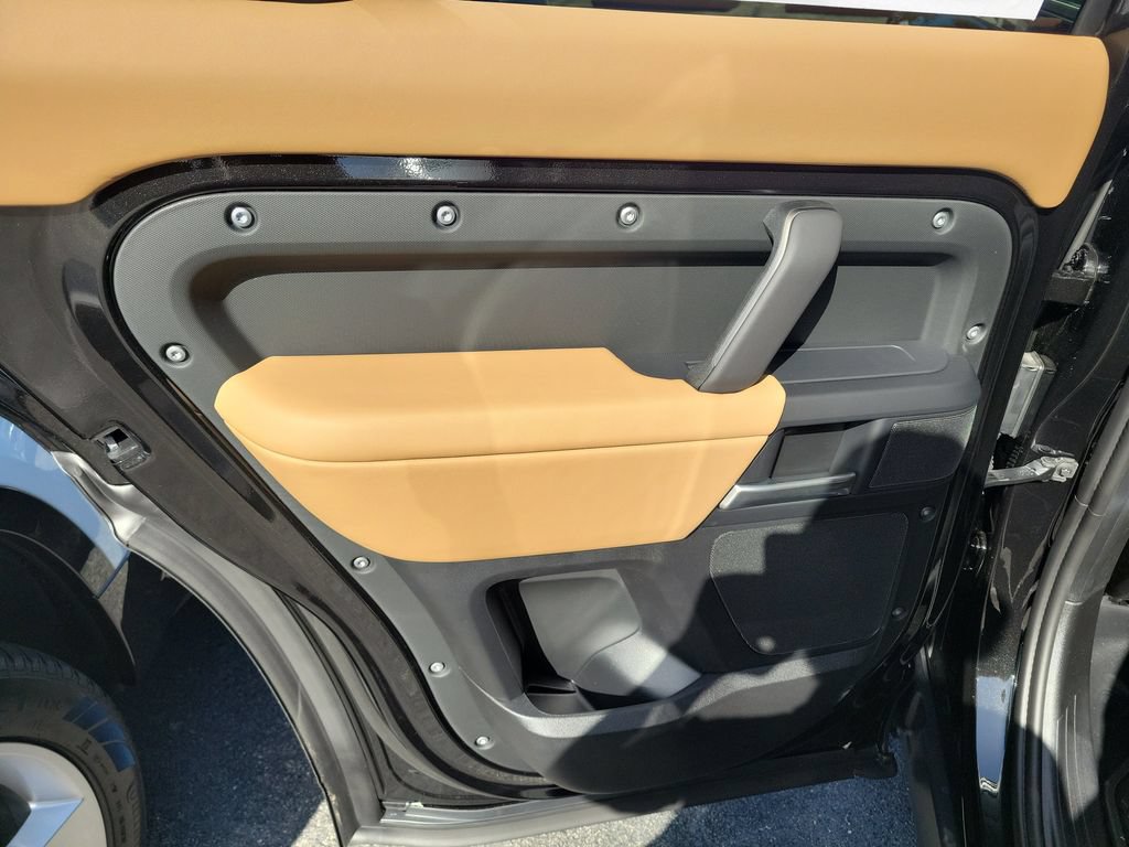 New 2026 Land Rover Defender 110 S AWD/4WD image 23