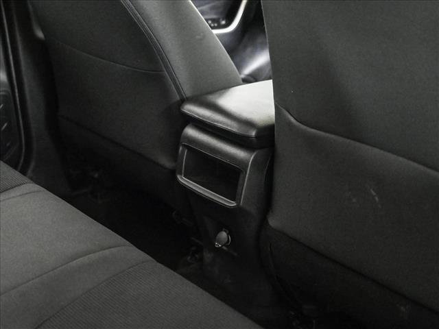 Used 2019 Toyota RAV4 LE w/ Carpet Mat Package image 17