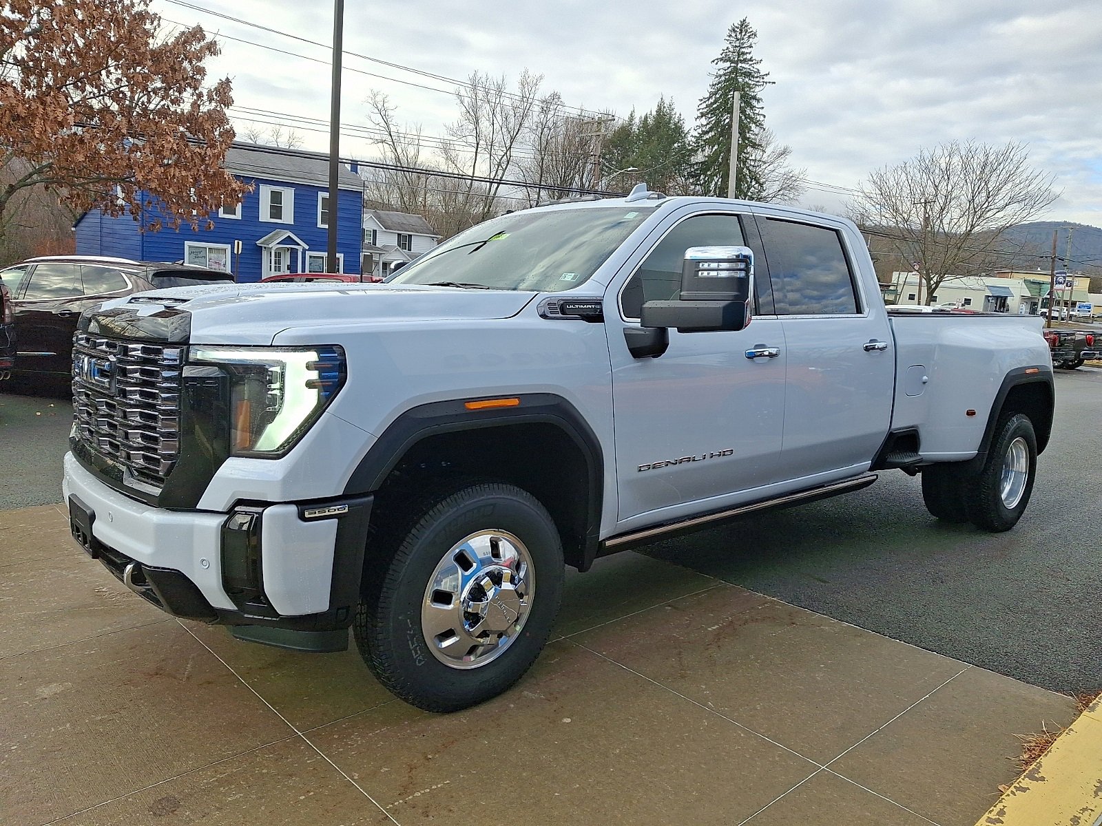 New 2026 GMC Sierra 3500 Denali Ultimate image 3